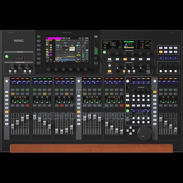 Behringer Wing 48-Channel Digital Mixer · Photo 4