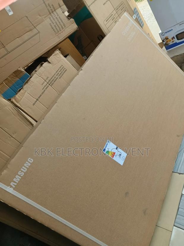 Samsung 75" Smart Uhd Satellite Digital Led Tv · Photo 4
