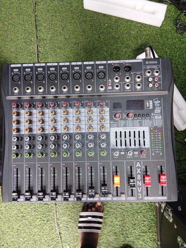 Yamaha An8nv3 8 Channels Mixer · Photo 4