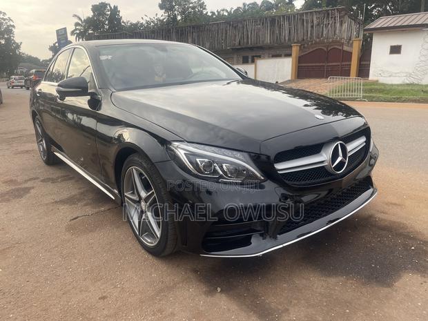 Mercedes-Benz C300 2015 Black