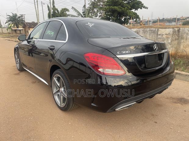 Mercedes-Benz C300 2015 Black
