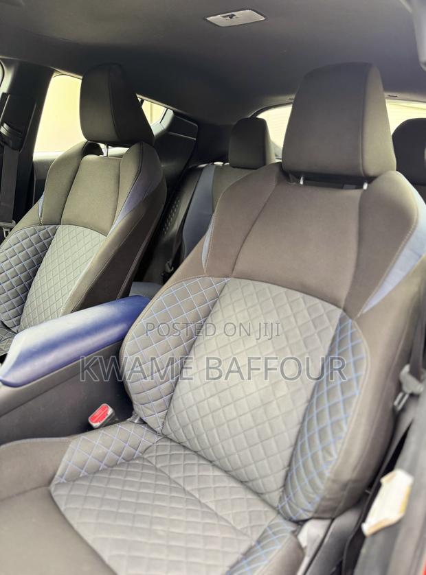 Toyota C-HR 2020 Orange