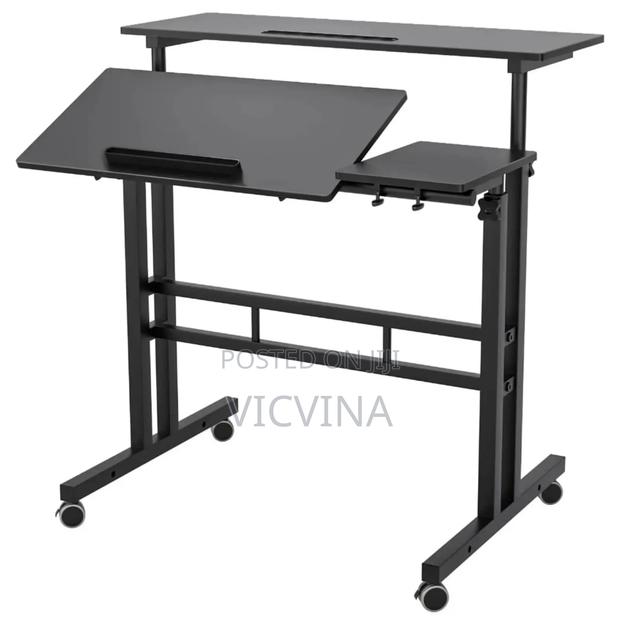 Manual Sit and Stand Height Adjustable Desk photo 8