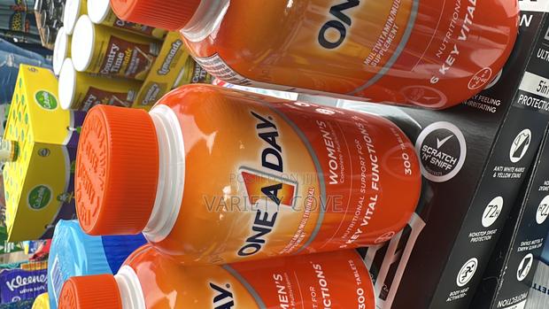 One a Day Women Multivitamin Supplement · Photo 4