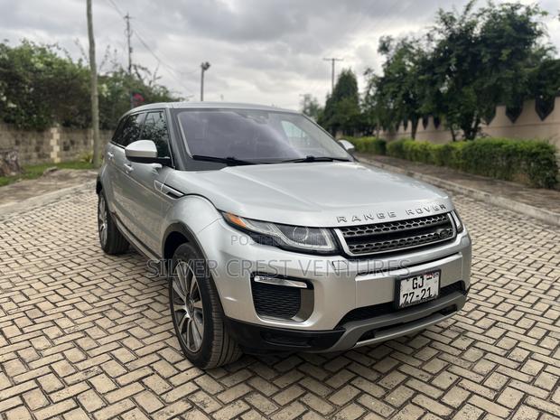 Land Rover Range Rover Evoque HSE 4x4 5-Door 2017 Silver