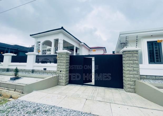 4bdrm House in East Legon for rent · Photo 3