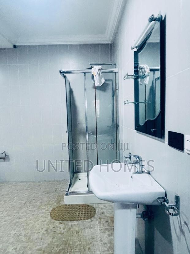 4bdrm House in East Legon for rent · Photo 4