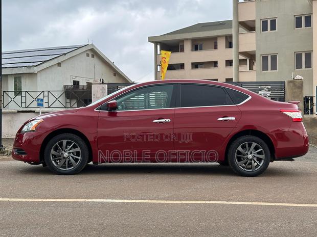 Nissan Sentra 2015 Red