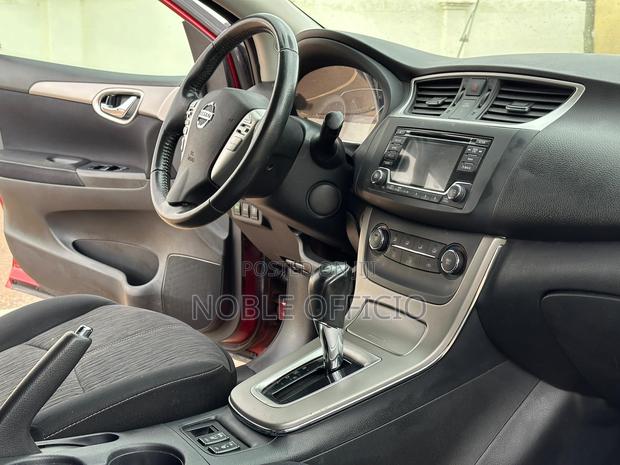 Nissan Sentra 2015 Red