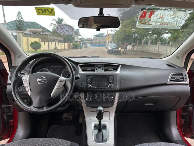 Nissan Sentra 2015 Red