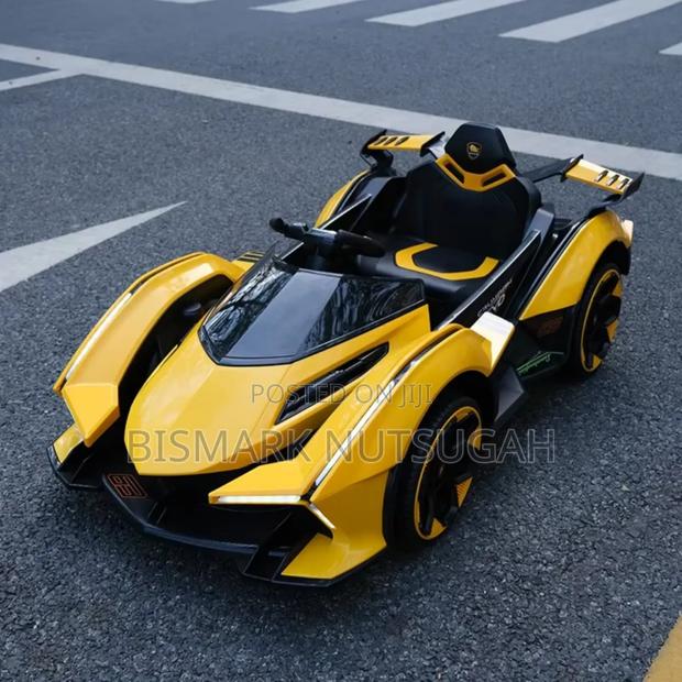 Lamborghini V12 Vision Electric Toy Car photo 4