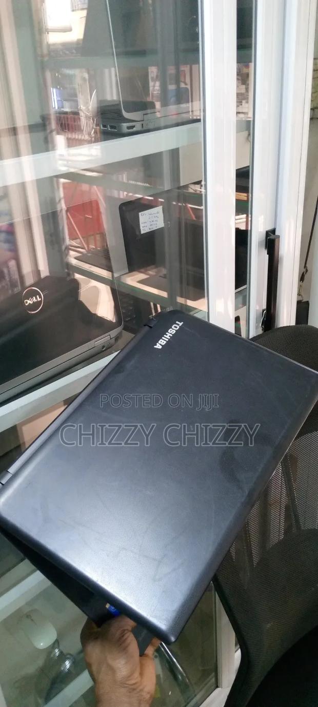Laptop Toshiba Satellite C55 4GB Intel HDD 500GB · Photo 3