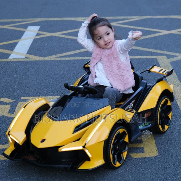 Lamborghini V12 Vision Electric Toy Car photo 10