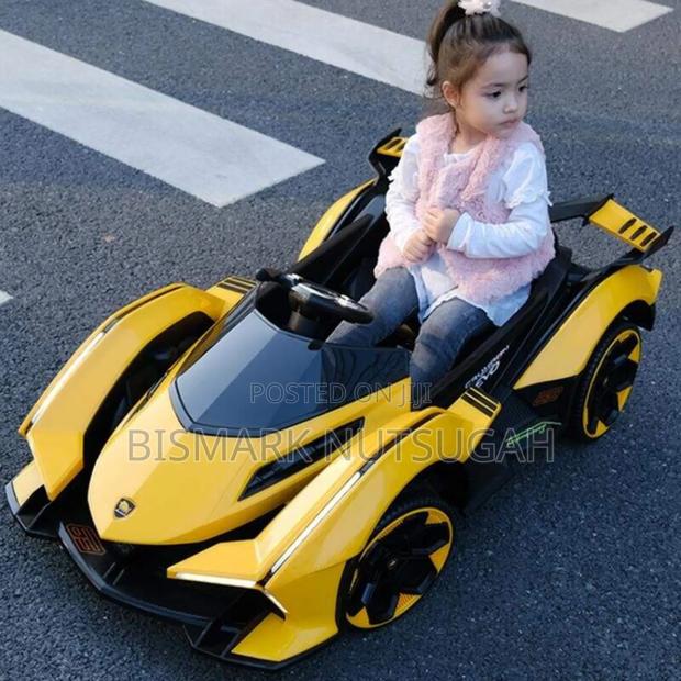 Lamborghini V12 Vision Electric Toy Car photo 2