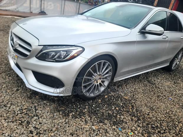 Mercedes-Benz C300 Luxury Sedan RWD (2.0L 4cyl 7A) 2016 Silver