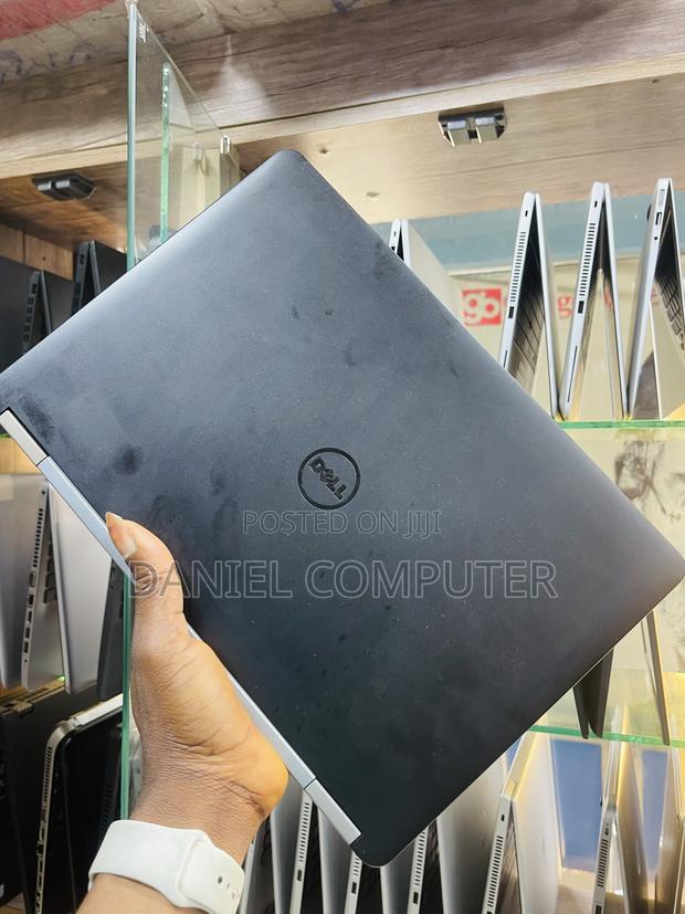 Laptop Dell Latitude E5270 8GB Intel Core I5 SSD 128GB photo 3