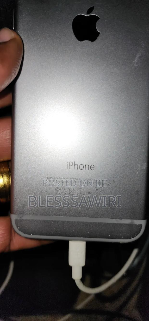 Apple iPhone 6 16 GB Silver