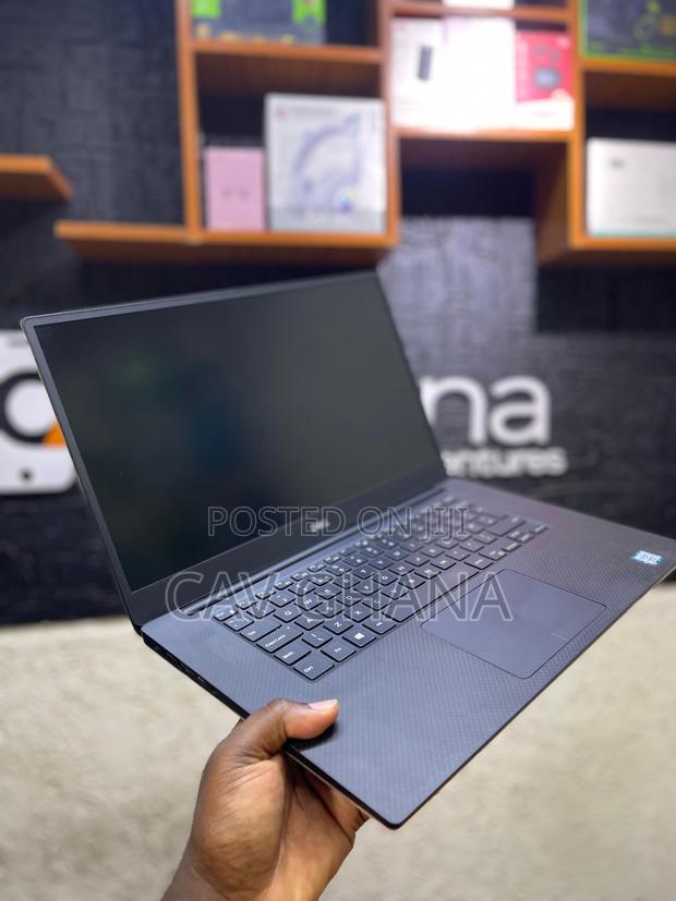 Laptop Dell Latitude 7390 8GB Intel Core I5 SSD 256GB