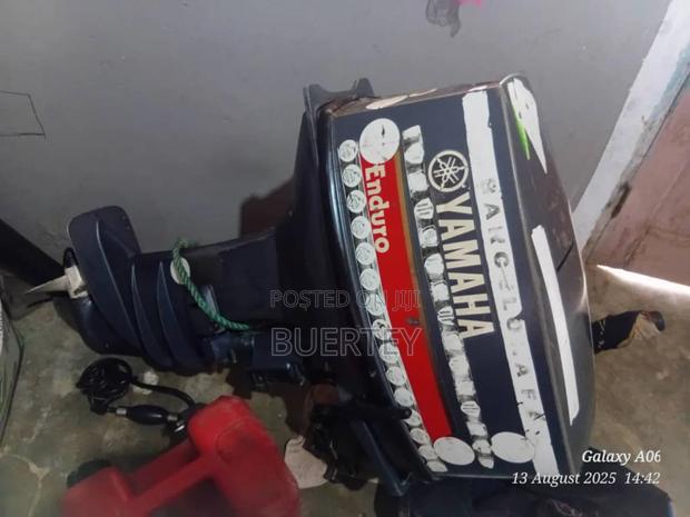 Yamaha 40hp Outboard Motor