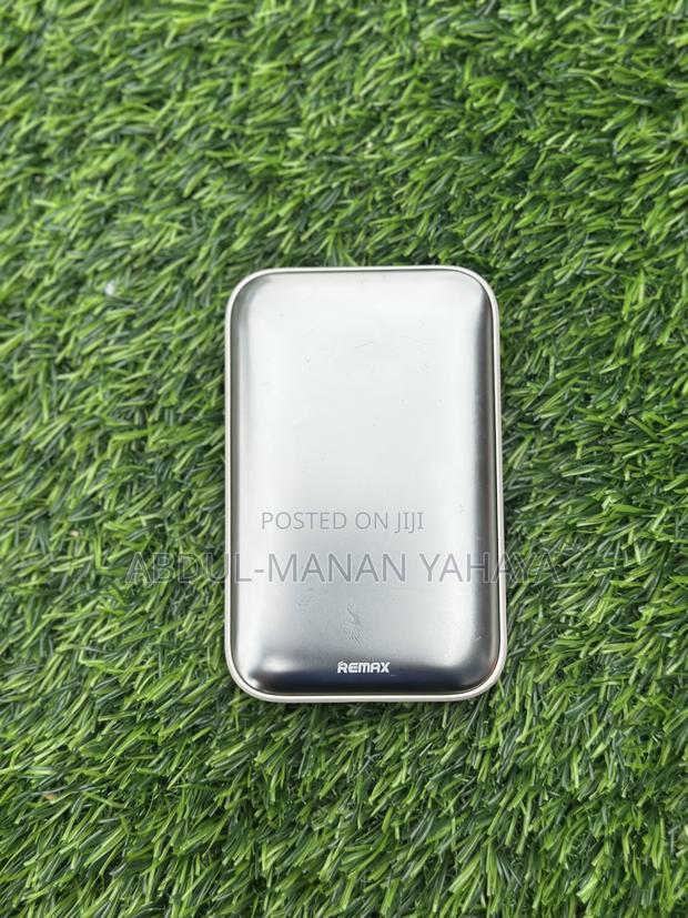 Magnetic Power Bank photo 2