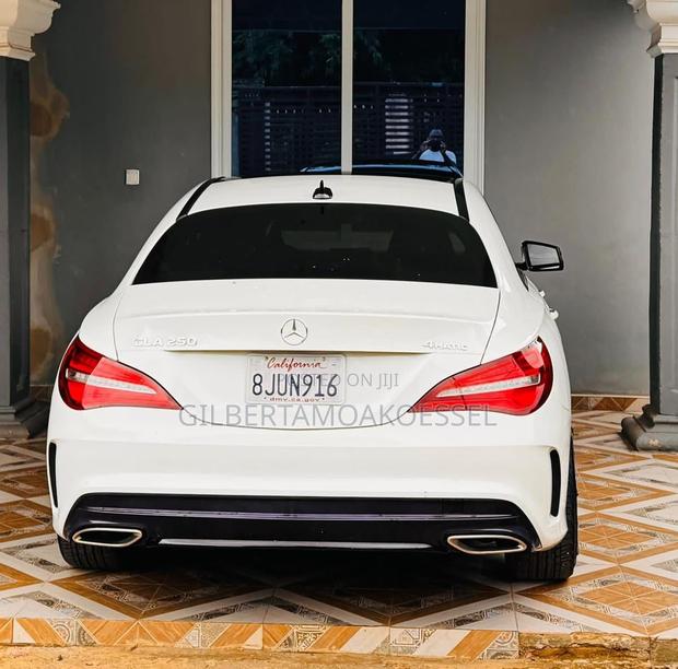 Mercedes-Benz CLA-Class CLA 250 4MATIC Sedan 2018 White