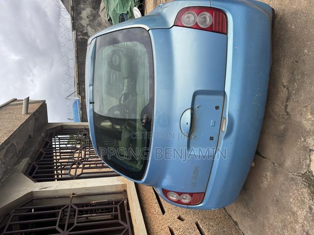 New Nissan March 1.2 FWD 2005 Blue