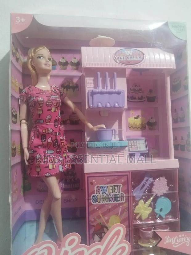 Kitchen Set With Barbie Doll · Photo 3
