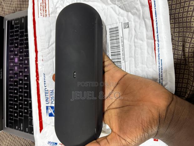 Latest Original Beats Pill (Model A3211) photo 2