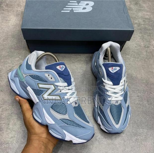 New Balance 9060 Org Sea Blue · Photo 3