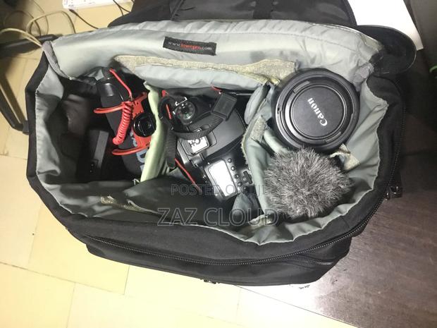 Canon 90d Creator Bundle – 18–135mm, 50mm Lens, Rode Mic photo 6