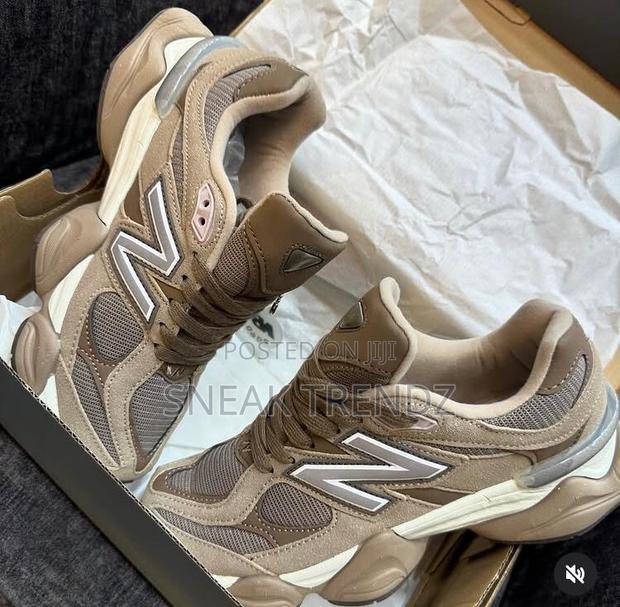 New Balance 9060 Lite Brown N Cream · Photo 4