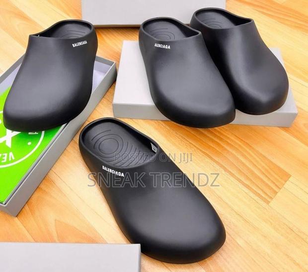 Balenciaga Original Slide Black · Photo 4