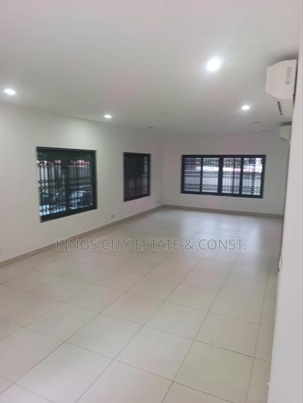 4bdrm House in Kings City Estate, Airport Residential Area for rent photo 5