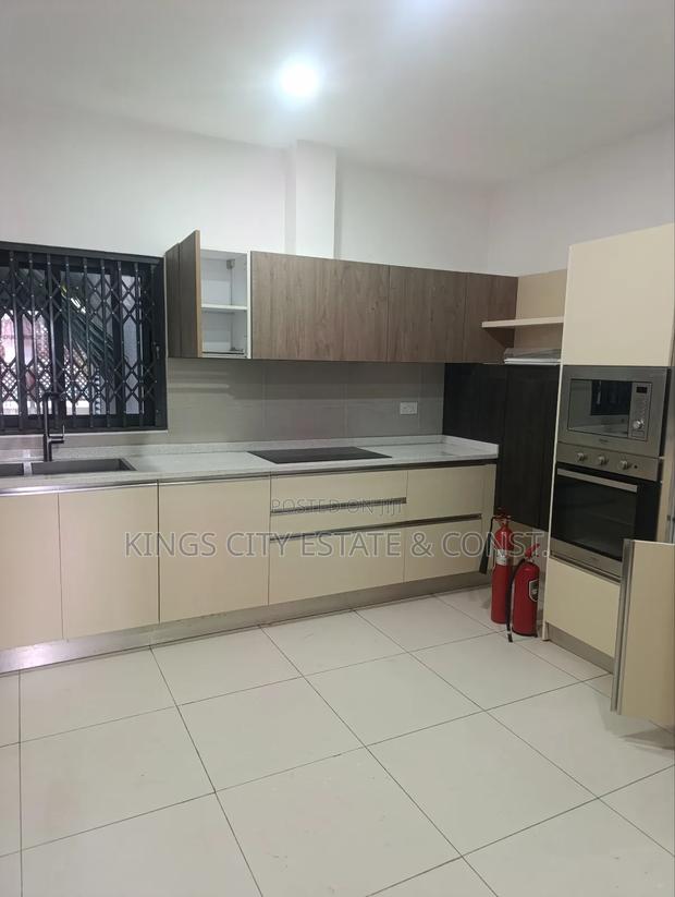 4bdrm House in Kings City Estate, Airport Residential Area for rent photo 10