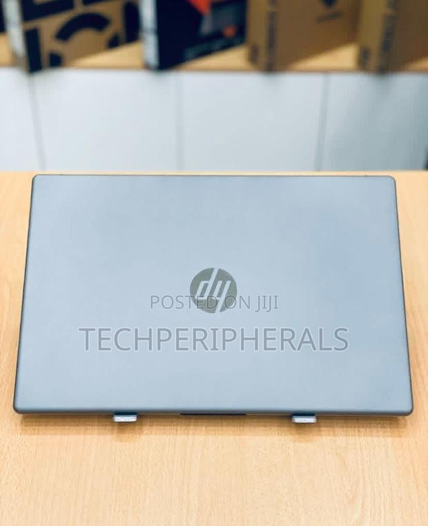 New Laptop HP 240 8GB Intel Core I3 SSD 512GB · Photo 3