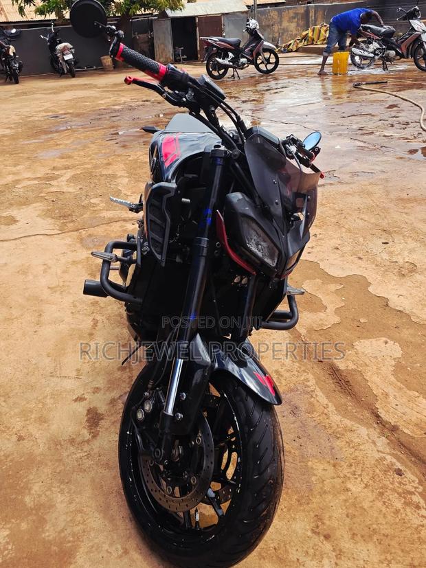 Yamaha Majesty 2018 Black · Photo 1