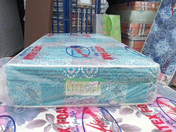 Firm Medium Size Mattress - 12 Inches Latex · Photo 3