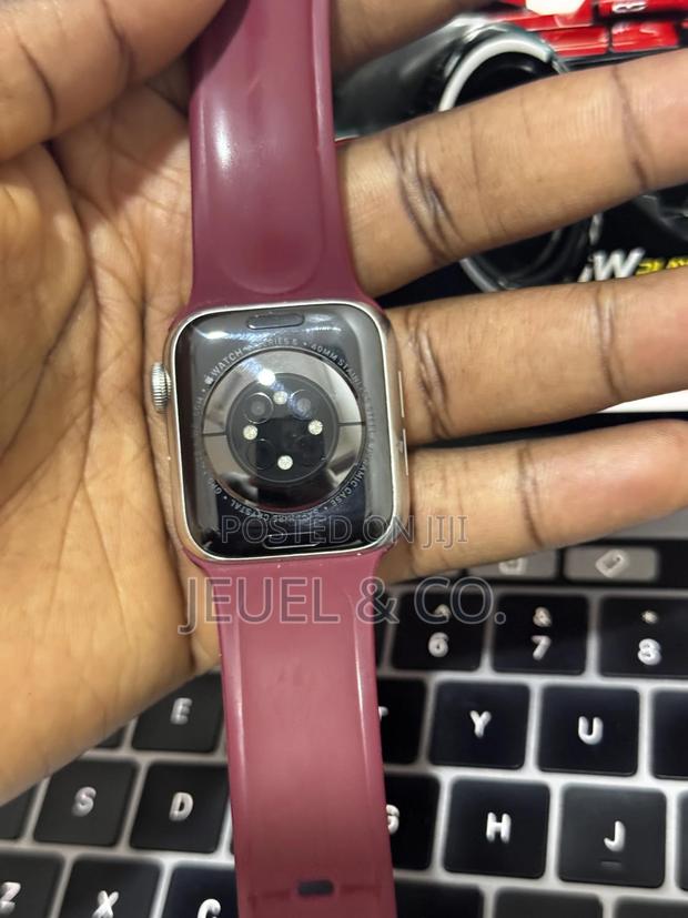 Apple Watch Series 6 Stainless Steel (Silver) photo 7