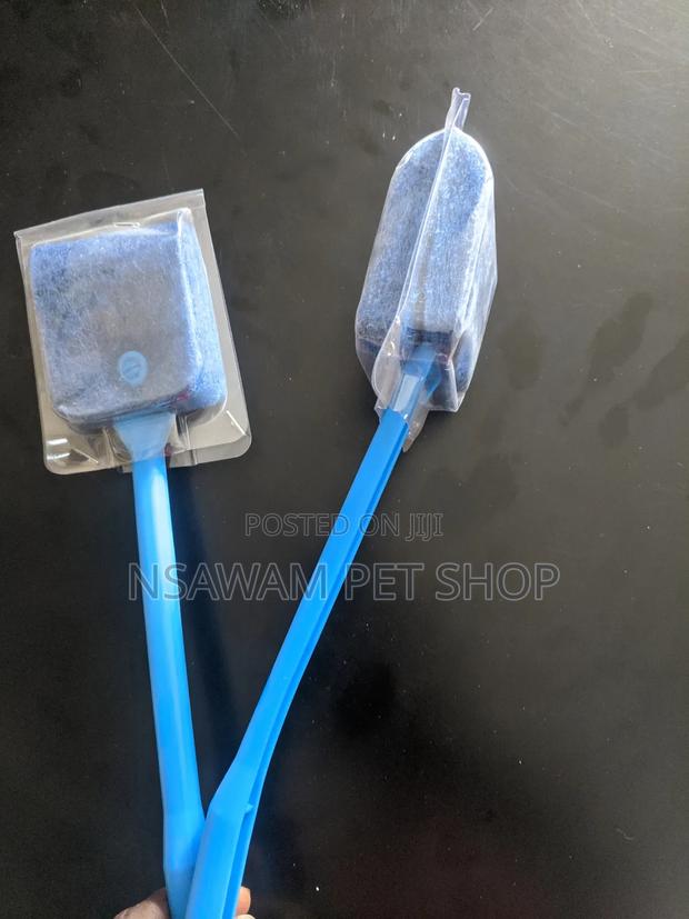 Fish Tank Glass Cleaner · Photo 4