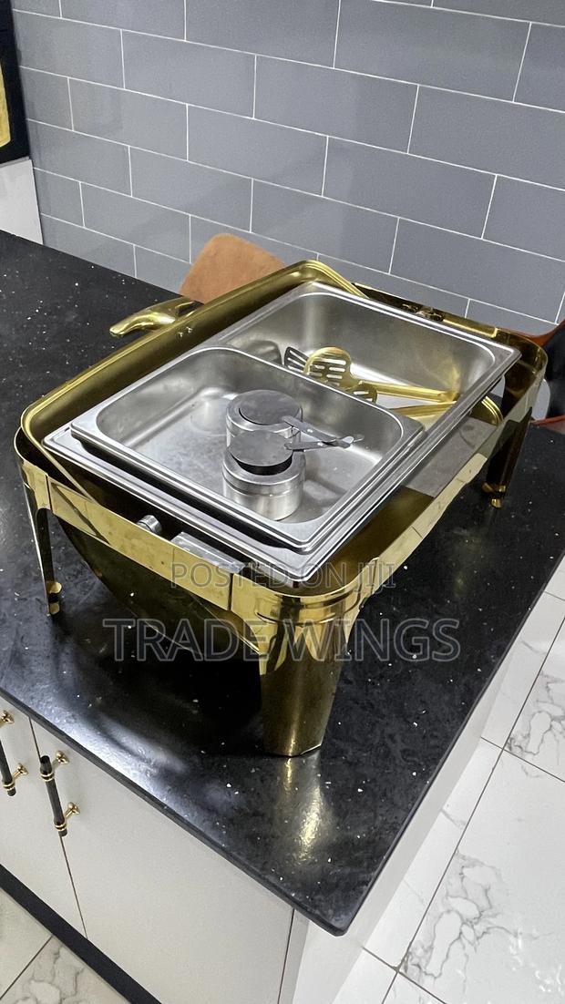 1 Used Buffet Dish Tray Server Chafing Dish for Sale