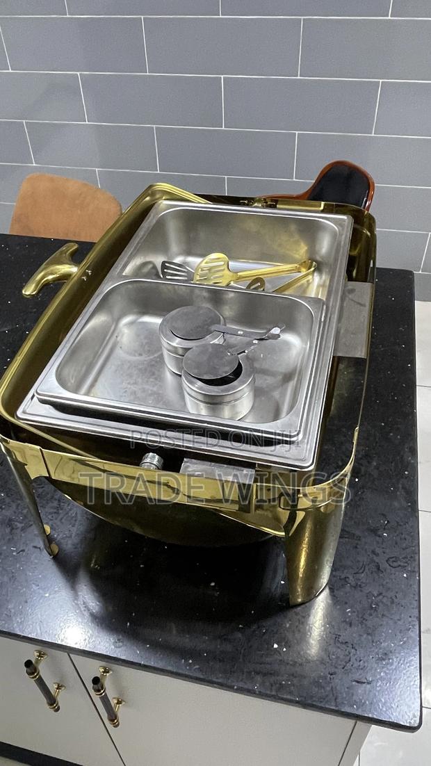 1 Used Buffet Dish Tray Server Chafing Dish for Sale photo 2