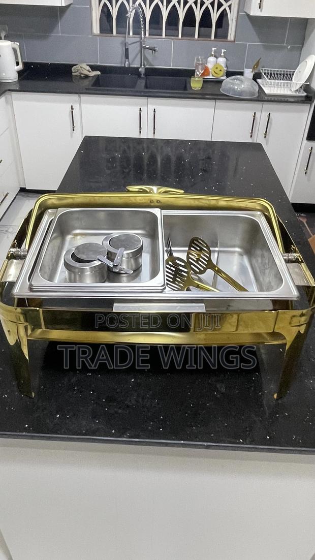 1 Used Buffet Dish Tray Server Chafing Dish for Sale photo 6