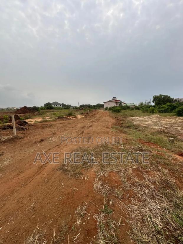 Solid Multipurpose Plots at Prampram · Photo 4