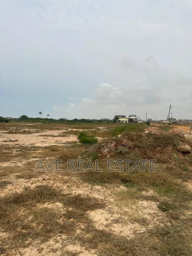 Own Plot >> Build Now !! Benefit Later - Plot at Prampram · Photo 4