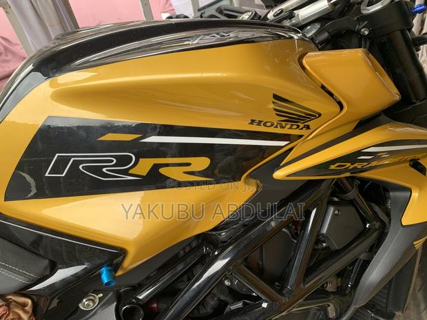 Honda 2025 Yellow · Photo 4