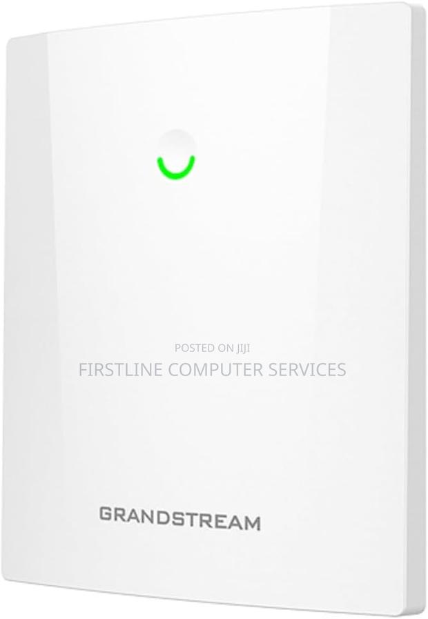 Grandstream Outdoor Ax3000 Wi-Fi 6 Access Point · Photo 4
