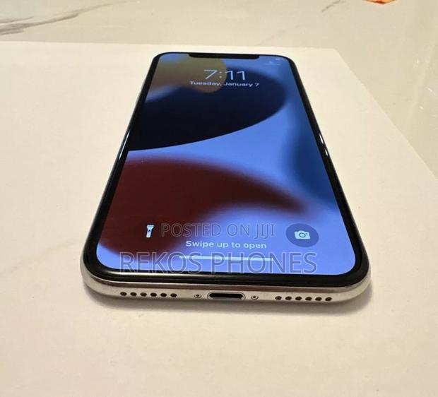 New Apple iPhone X 256 GB Rose Gold photo 3