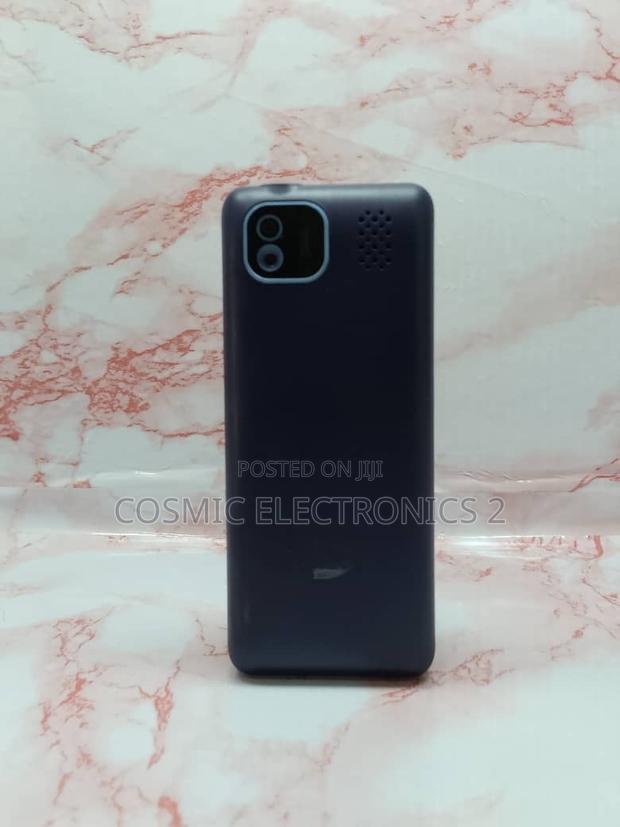 New Itel IT5606 Blue photo 3