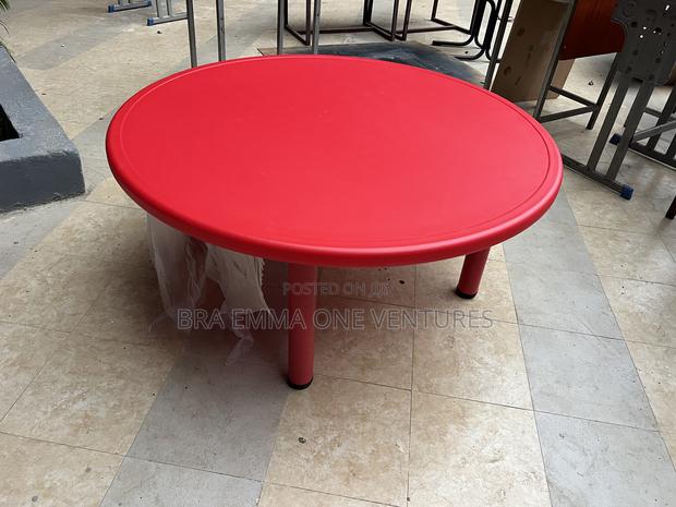 Preschool Round Table · Photo 3