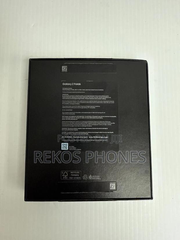 New Samsung Galaxy Z Fold6 256 GB Silver photo 3